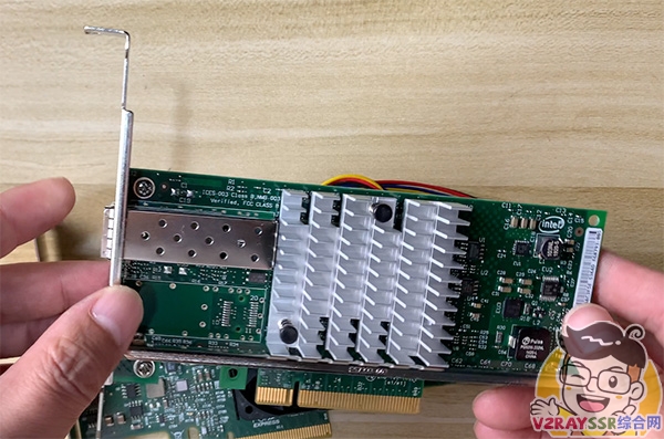 组装一台售价过万的NAS需要多少钱?支持硬解、万兆、SSD缓存加速的八盘位的超级NAS!便宜打造一台多盘位、高性能的黑群晖!