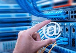 免费注册一个专属自己的企业级域名邮箱吧，从此不在担心邮箱不够用！